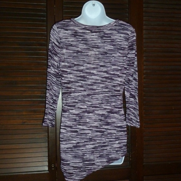 ALMOST FAMOUS Purple V-Neck Asymmetrical Sweater S - Picture 6 of 7